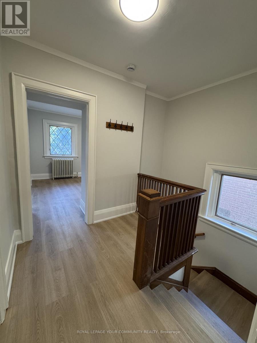 Upper - 183 St Clair Avenue E, Toronto, Ontario  M4T 1N9 - Photo 2 - C12483725