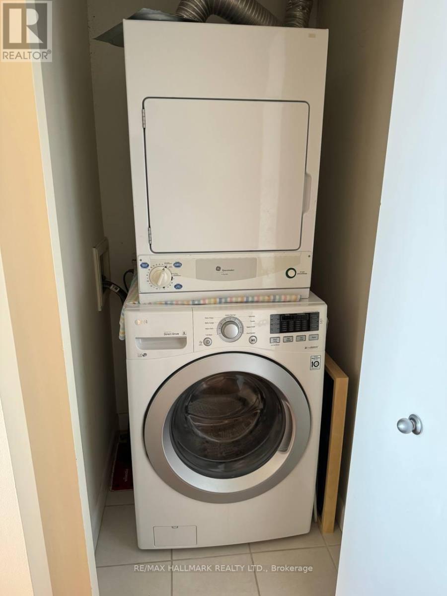 1710 - 33 Sheppard Avenue E, Toronto, Ontario  M2N 7K1 - Photo 12 - C12483746