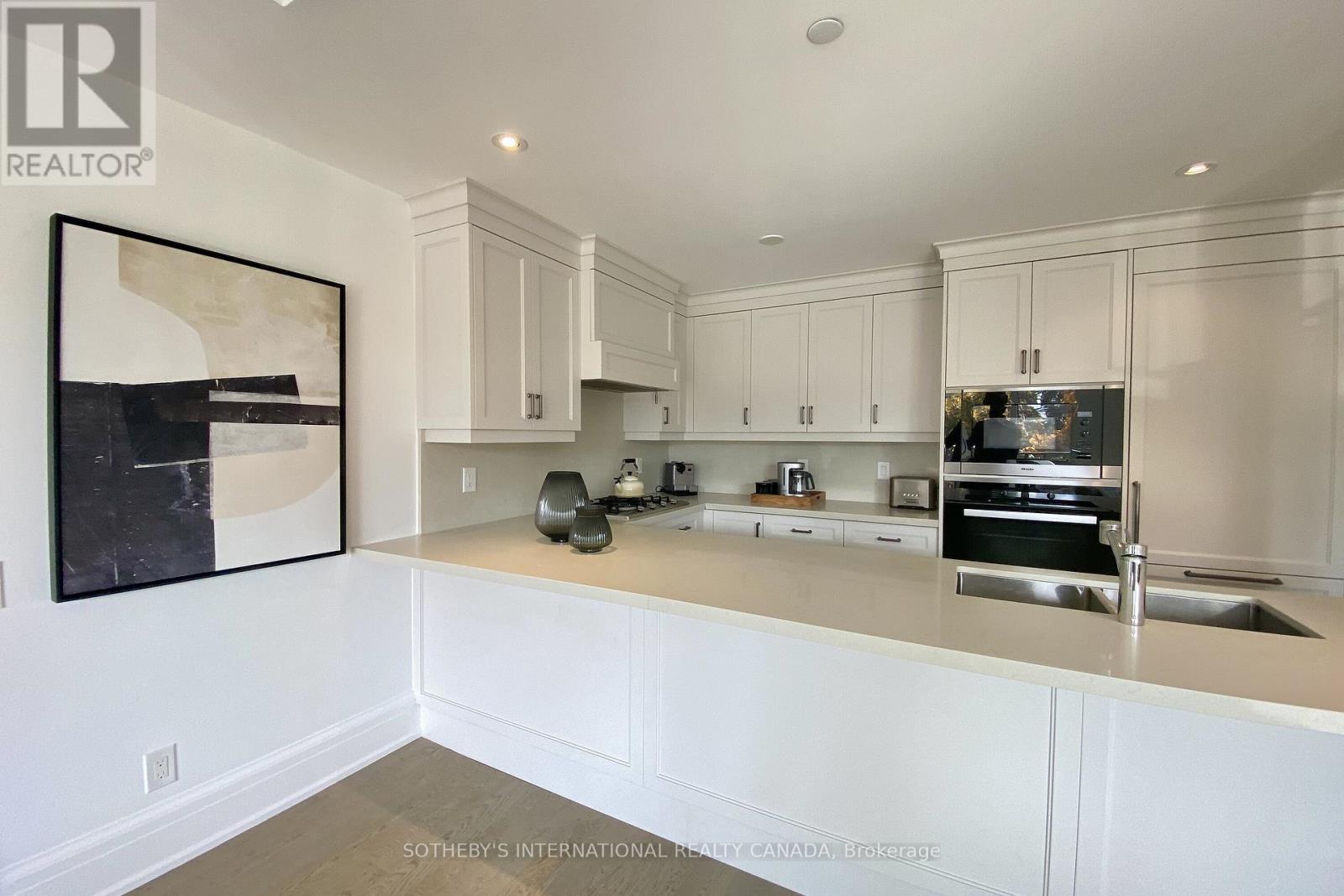 410 - 181 Davenport Road, Toronto, Ontario  M5R 1J1 - Photo 15 - C12483749