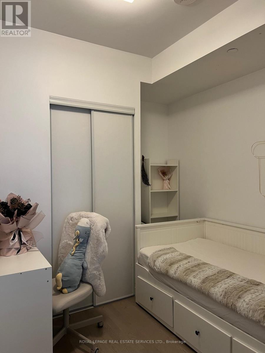 806 - 57 St Joseph Street, Toronto, Ontario  M5S 0C5 - Photo 6 - C12483753