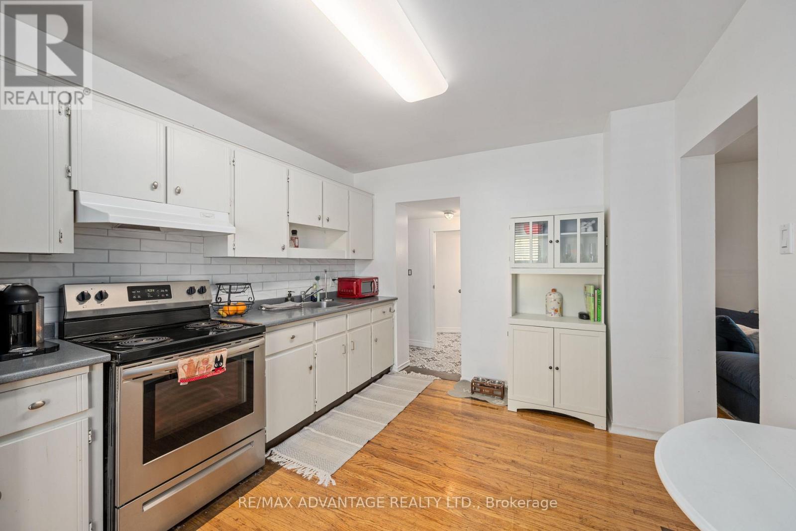 110 Marley Place E, London South (South F), Ontario  N6C 1S8 - Photo 11 - X12483856