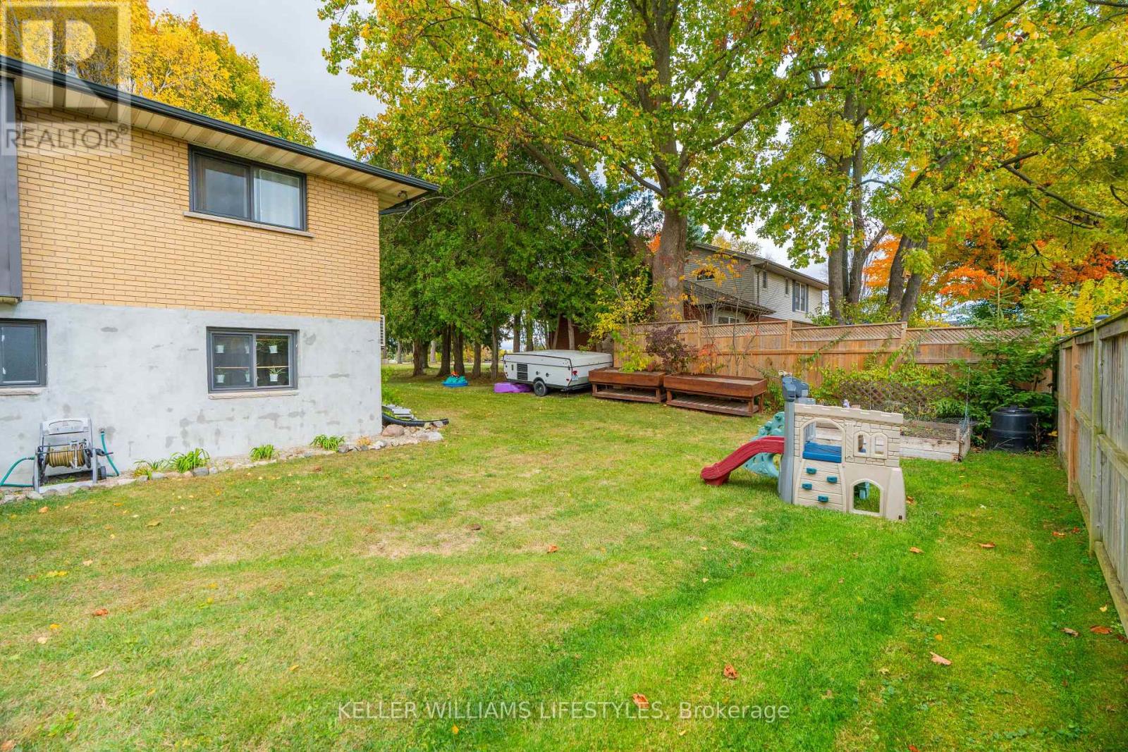 500 Saulsbury Street, Strathroy-Caradoc (Nw), Ontario  N7G 2B6 - Photo 8 - X12483870