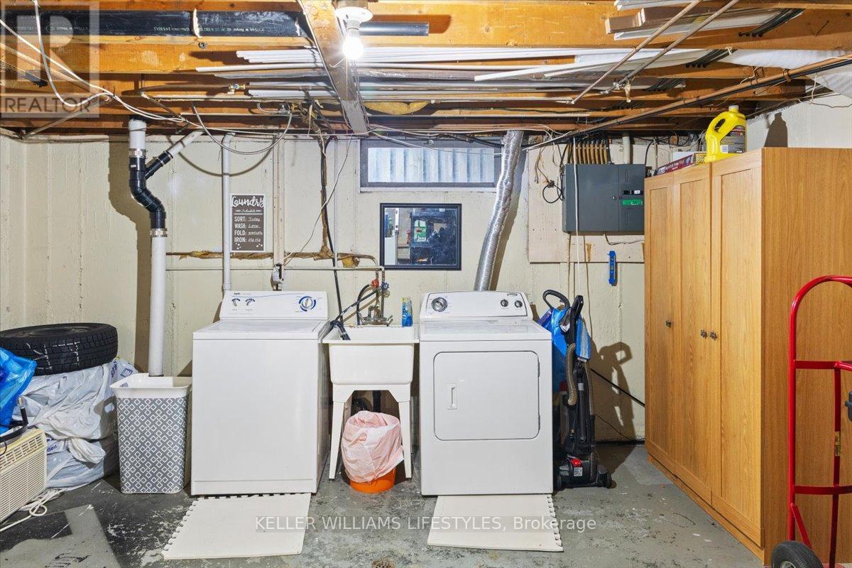 963 Notre Dame Drive, London South (South O), Ontario  N6J 3C3 - Photo 36 - X12483892