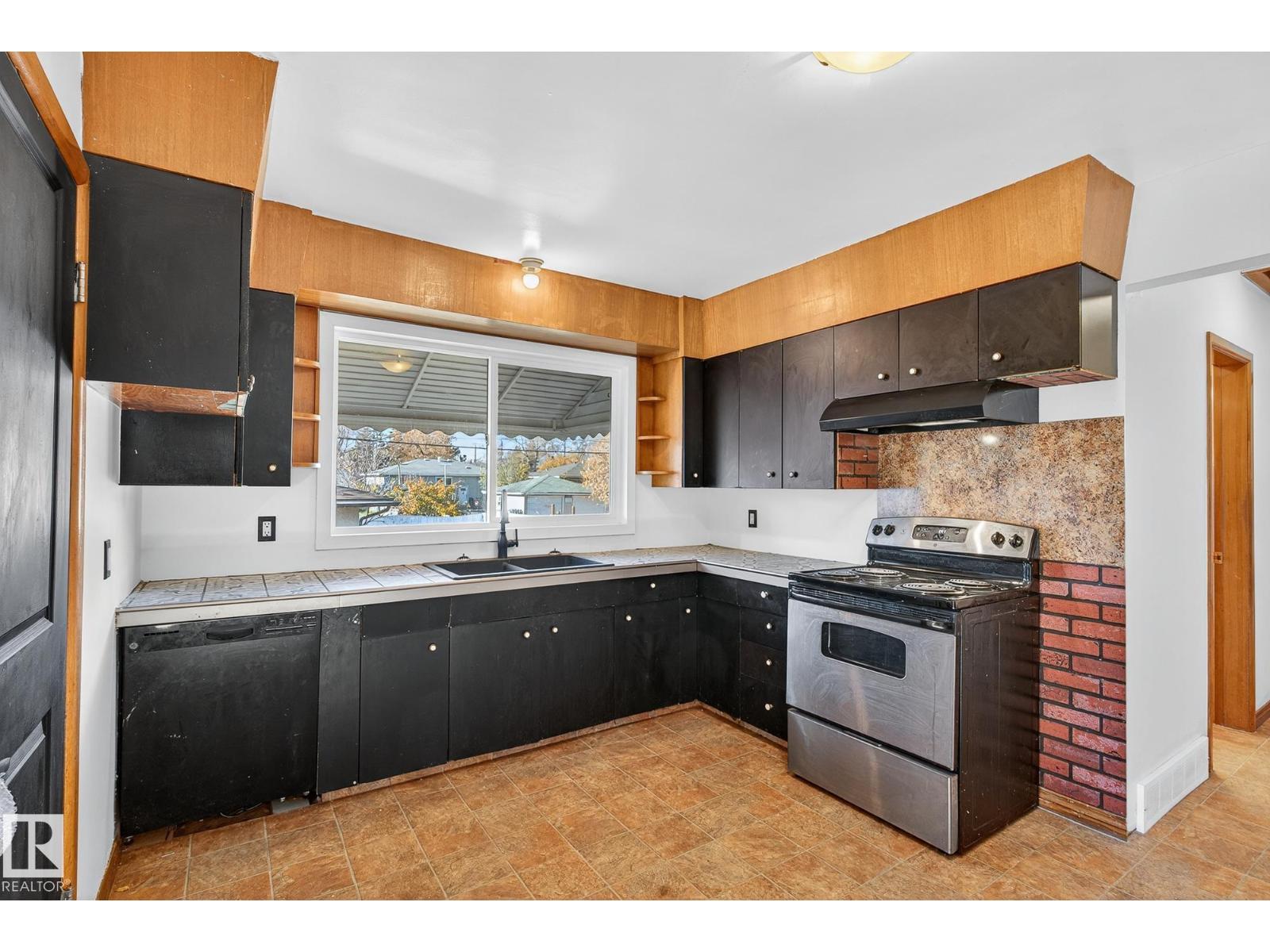 12908 101 St Nw, Edmonton, Alberta  T5E 4E7 - Photo 23 - E4463625