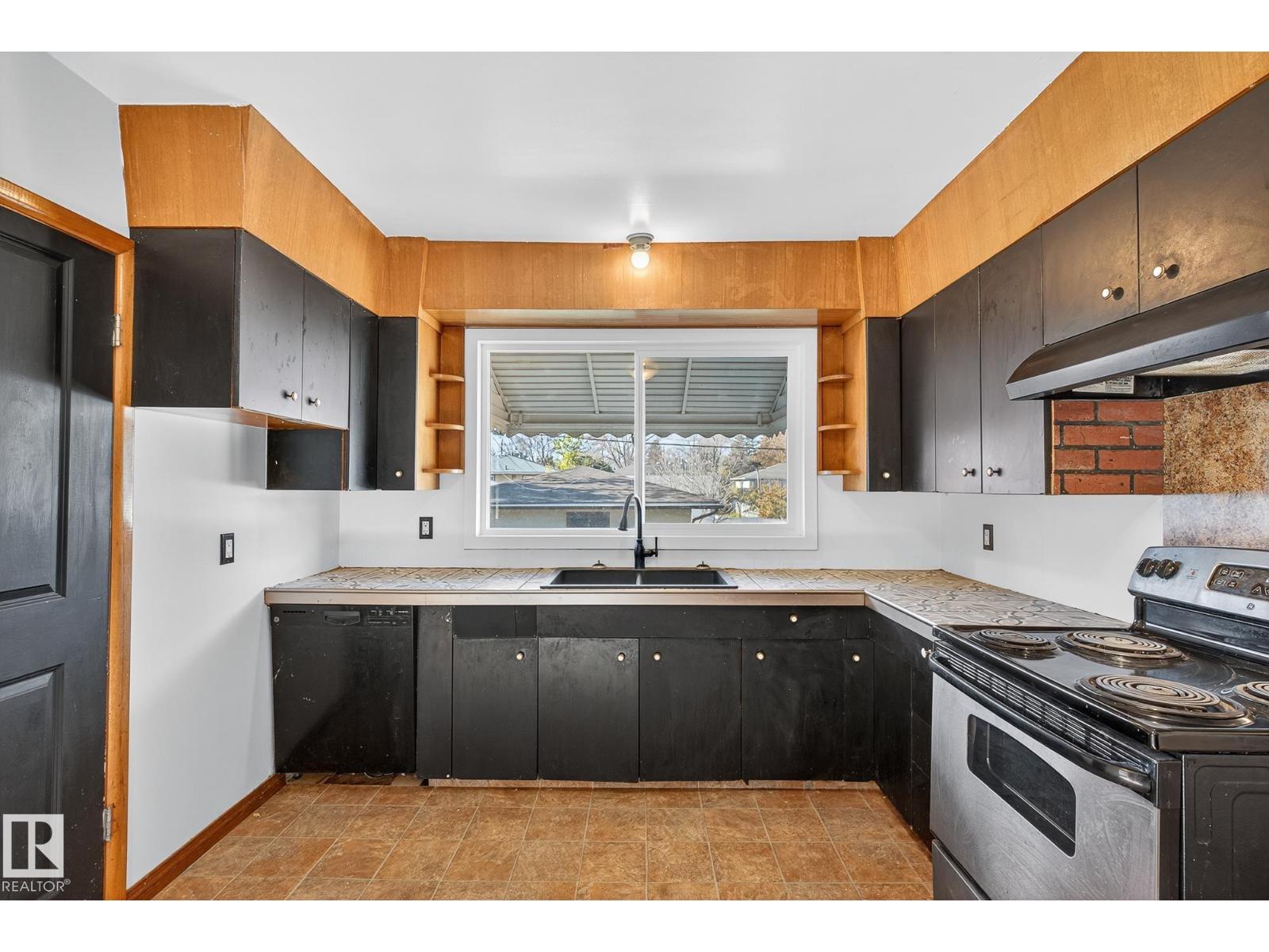 12908 101 St Nw, Edmonton, Alberta  T5E 4E7 - Photo 24 - E4463625