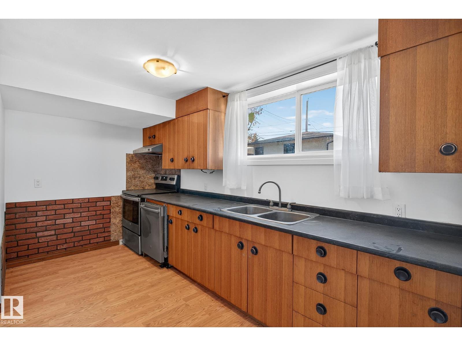 12908 101 St Nw, Edmonton, Alberta  T5E 4E7 - Photo 36 - E4463625