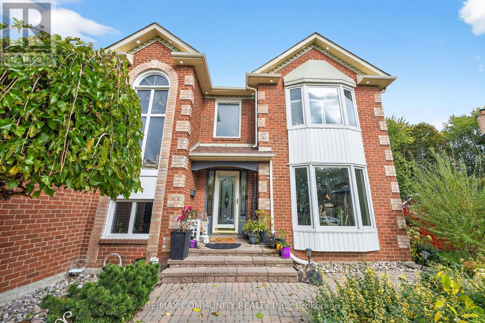 31 Withay Drive, Ajax, Ontario  L1T 3J8 - Photo 4 - E12483754