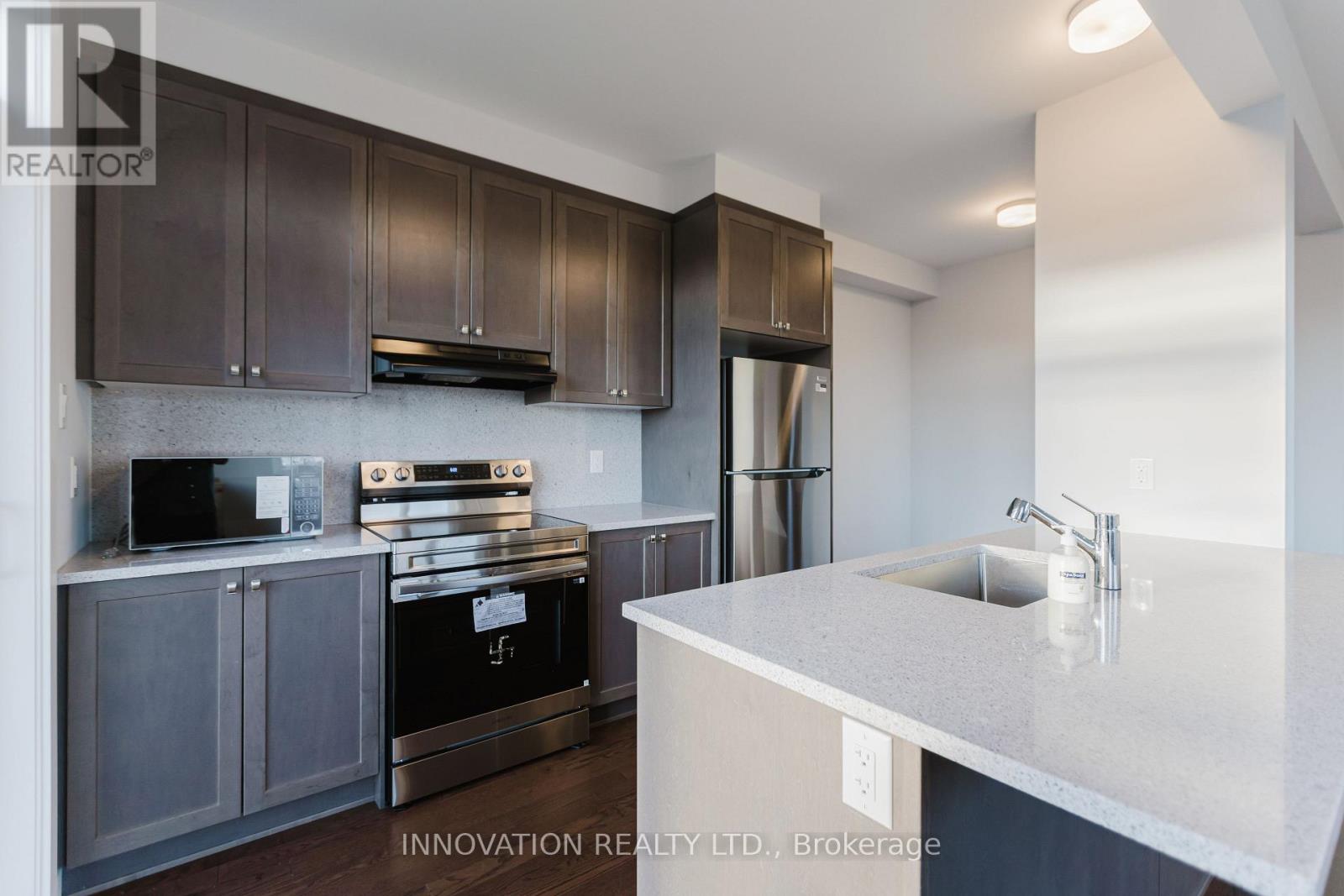 101 Tonic Crescent, Ottawa, Ontario  K2W 0N1 - Photo 12 - X12483782