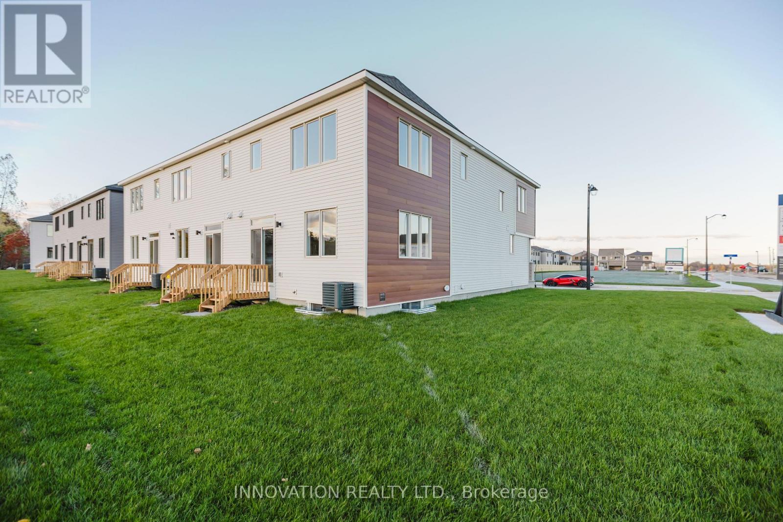 101 Tonic Crescent, Ottawa, Ontario  K2W 0N1 - Photo 34 - X12483782