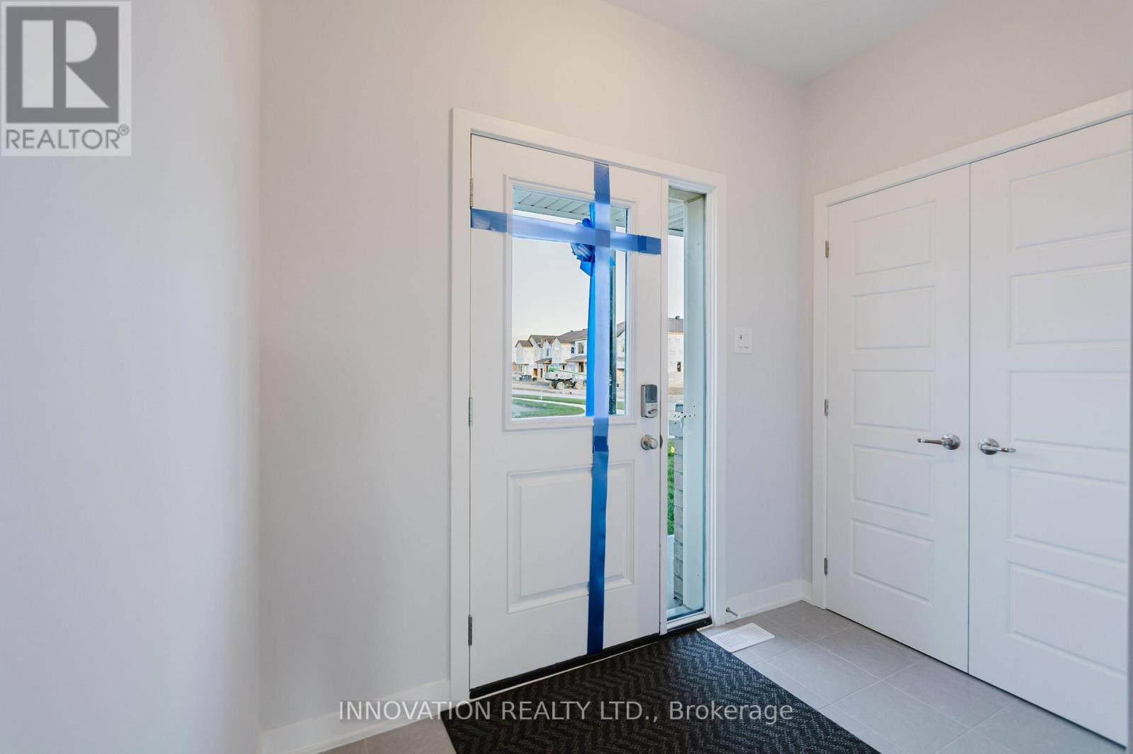 101 Tonic Crescent, Ottawa, Ontario  K2W 0N1 - Photo 5 - X12483782