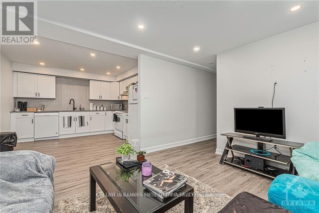 351 Amiens Street, Ottawa, Ontario  K1E 1P1 - Photo 21 - X12483859