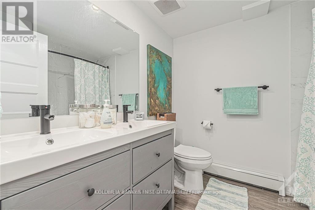 351 Amiens Street, Ottawa, Ontario  K1E 1P1 - Photo 22 - X12483859