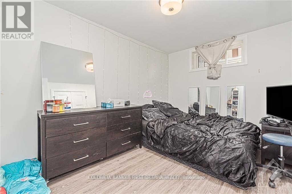 351 Amiens Street, Ottawa, Ontario  K1E 1P1 - Photo 25 - X12483859