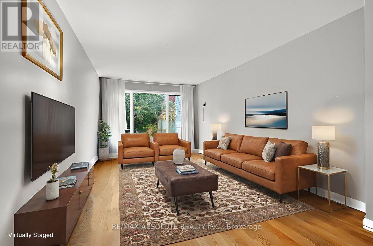 104 College Circle, Ottawa, Ontario  K1K 4R9 - Photo 10 - X12483860