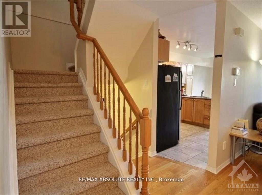 104 College Circle, Ottawa, Ontario  K1K 4R9 - Photo 14 - X12483860