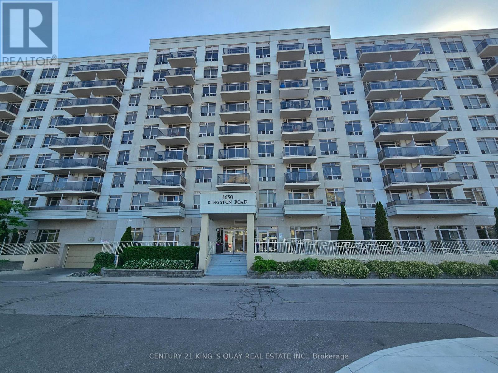 826 - 3650 KINGSTON ROAD, Toronto, Ontario