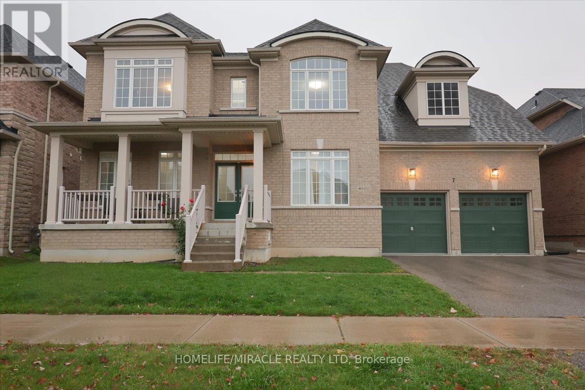 7 Riley Street, Innisfil (Cookstown), Ontario  L0L 1L0 - Photo 3 - N12483737