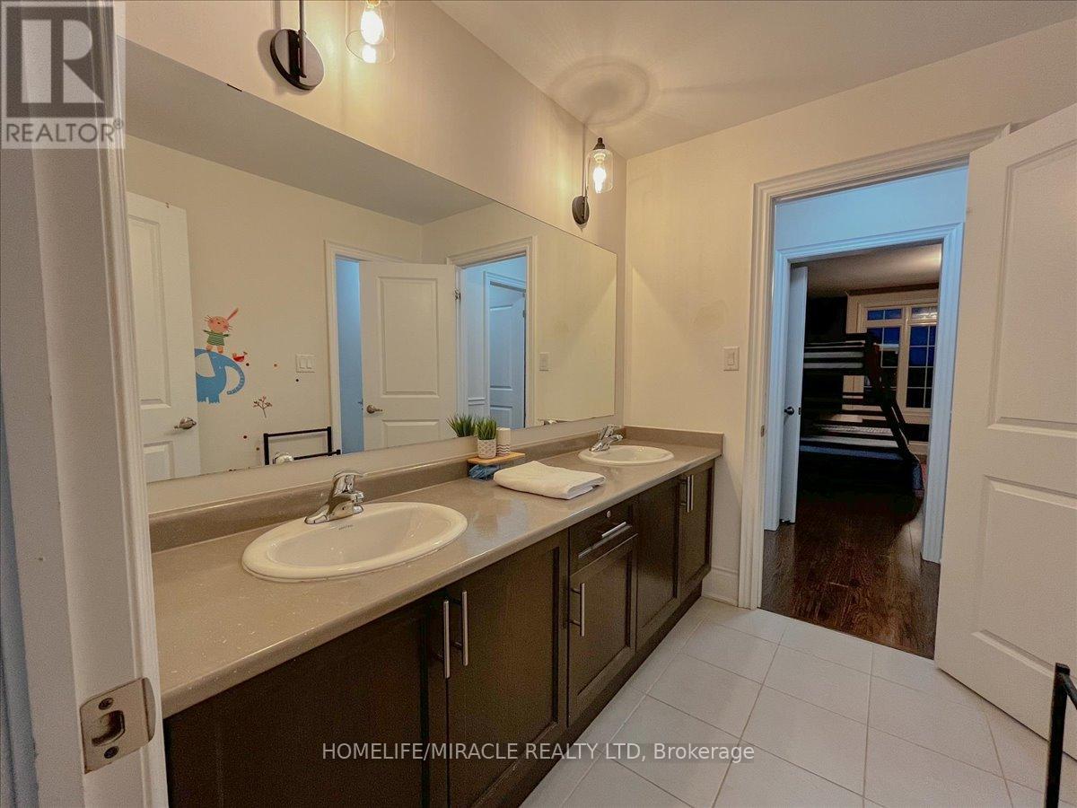 7 Riley Street, Innisfil (Cookstown), Ontario  L0L 1L0 - Photo 35 - N12483737