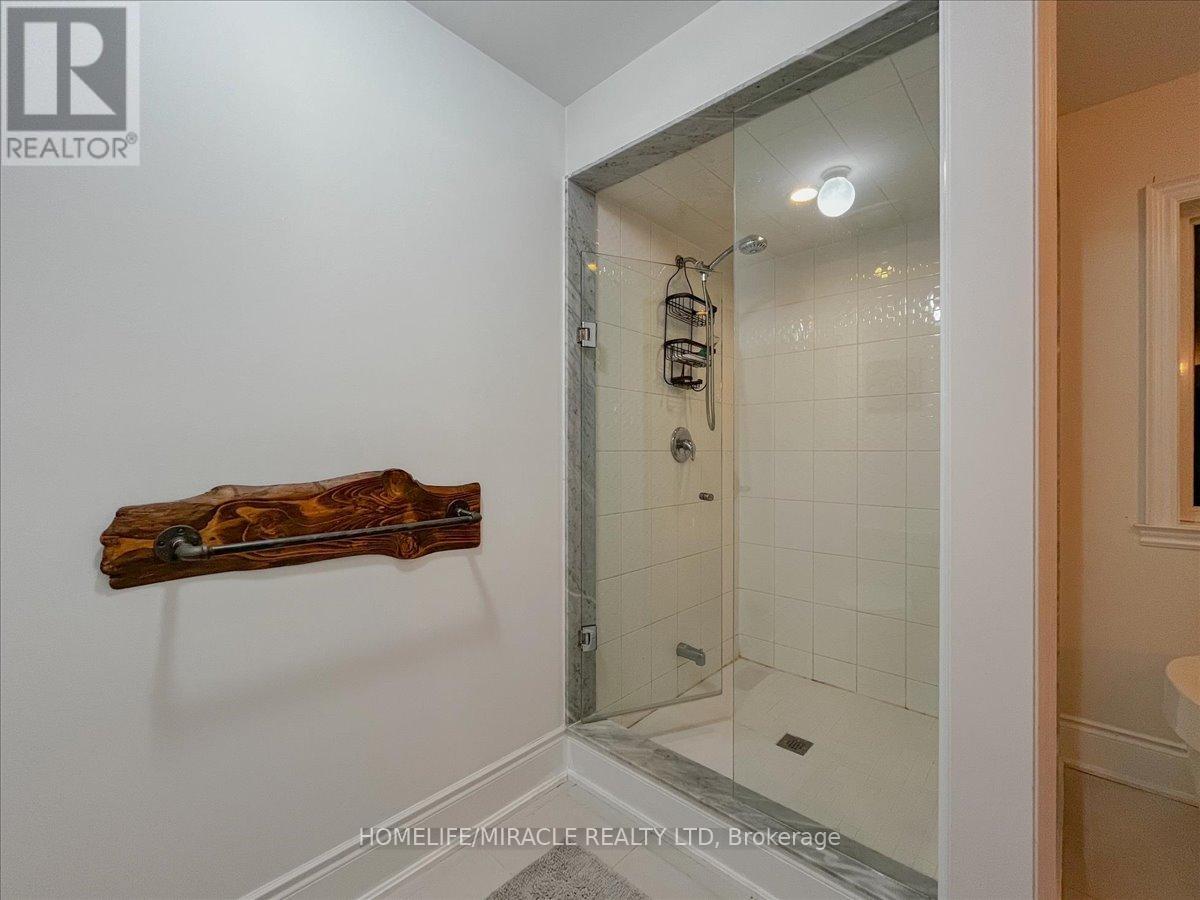 7 Riley Street, Innisfil (Cookstown), Ontario  L0L 1L0 - Photo 39 - N12483737
