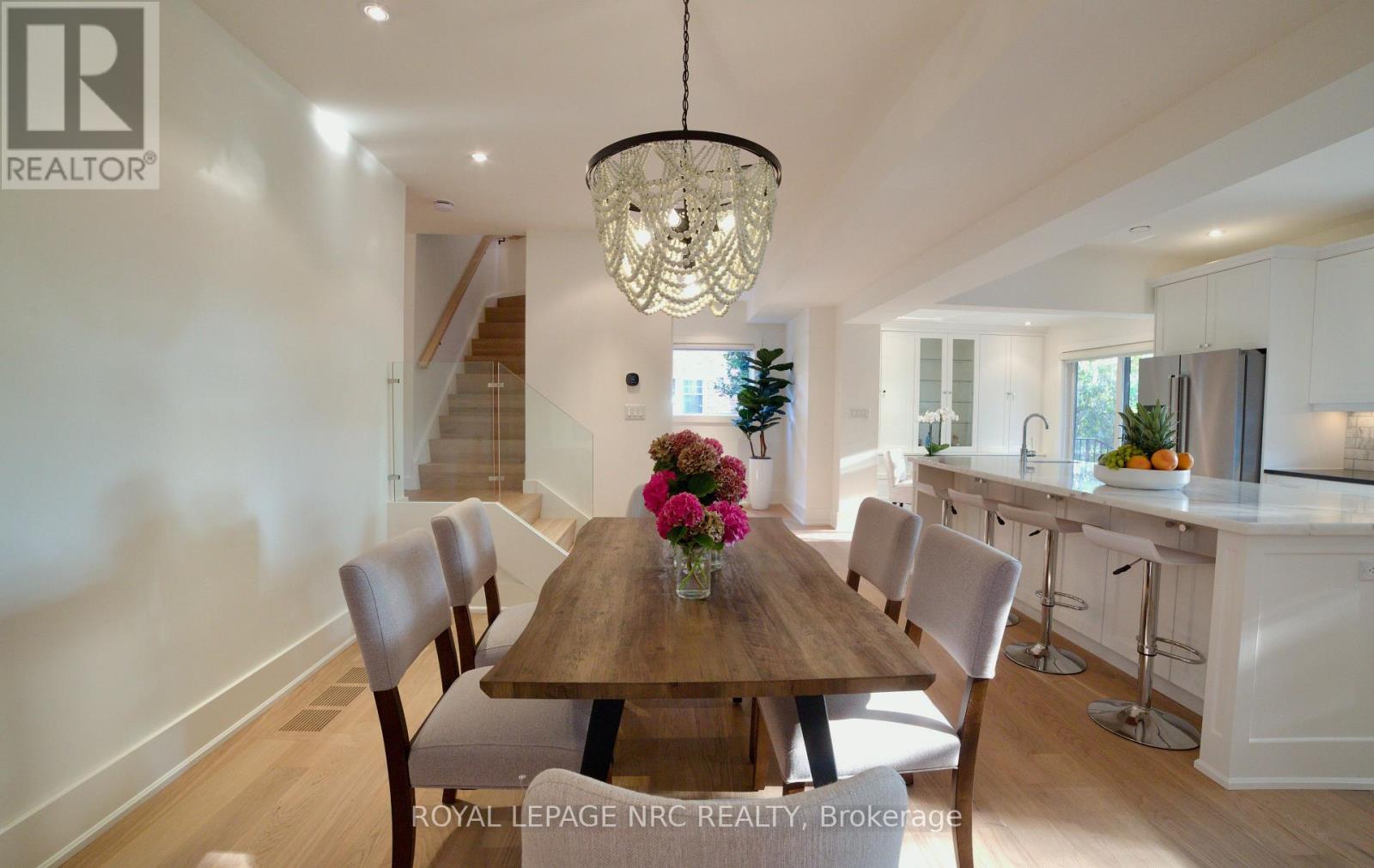 38 Hillcrest Avenue, St. Catharines (Old Glenridge), Ontario  L2R 4Y1 - Photo 15 - X12483789