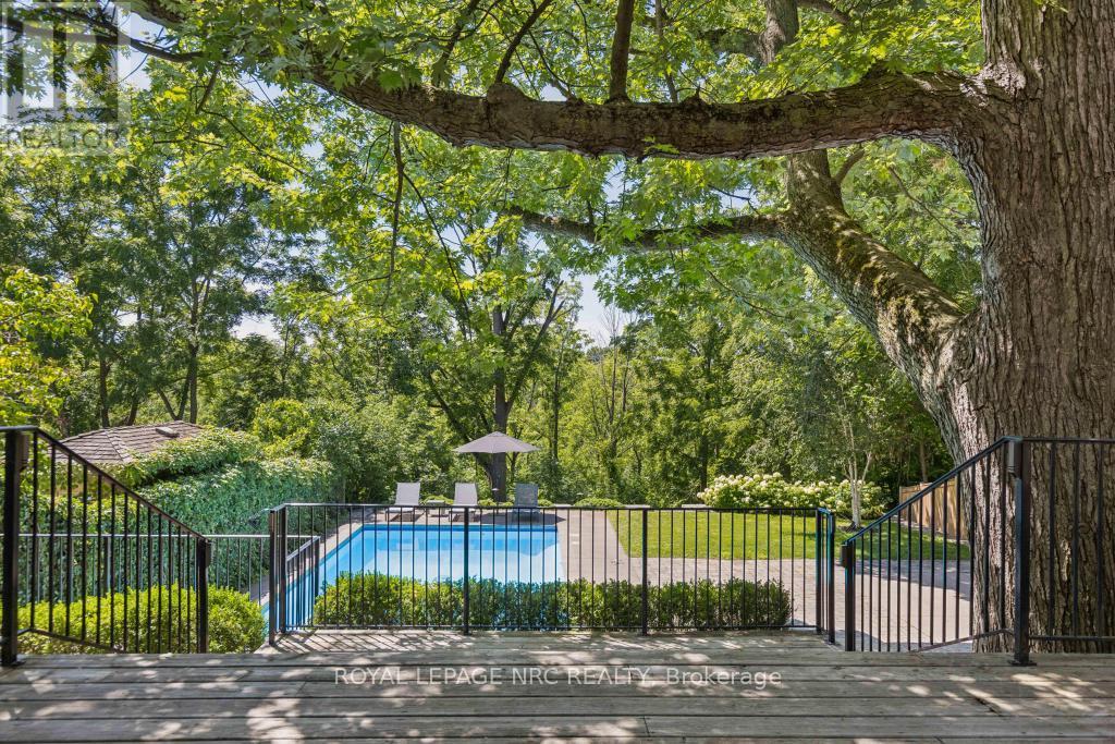 38 Hillcrest Avenue, St. Catharines (Old Glenridge), Ontario  L2R 4Y1 - Photo 43 - X12483789