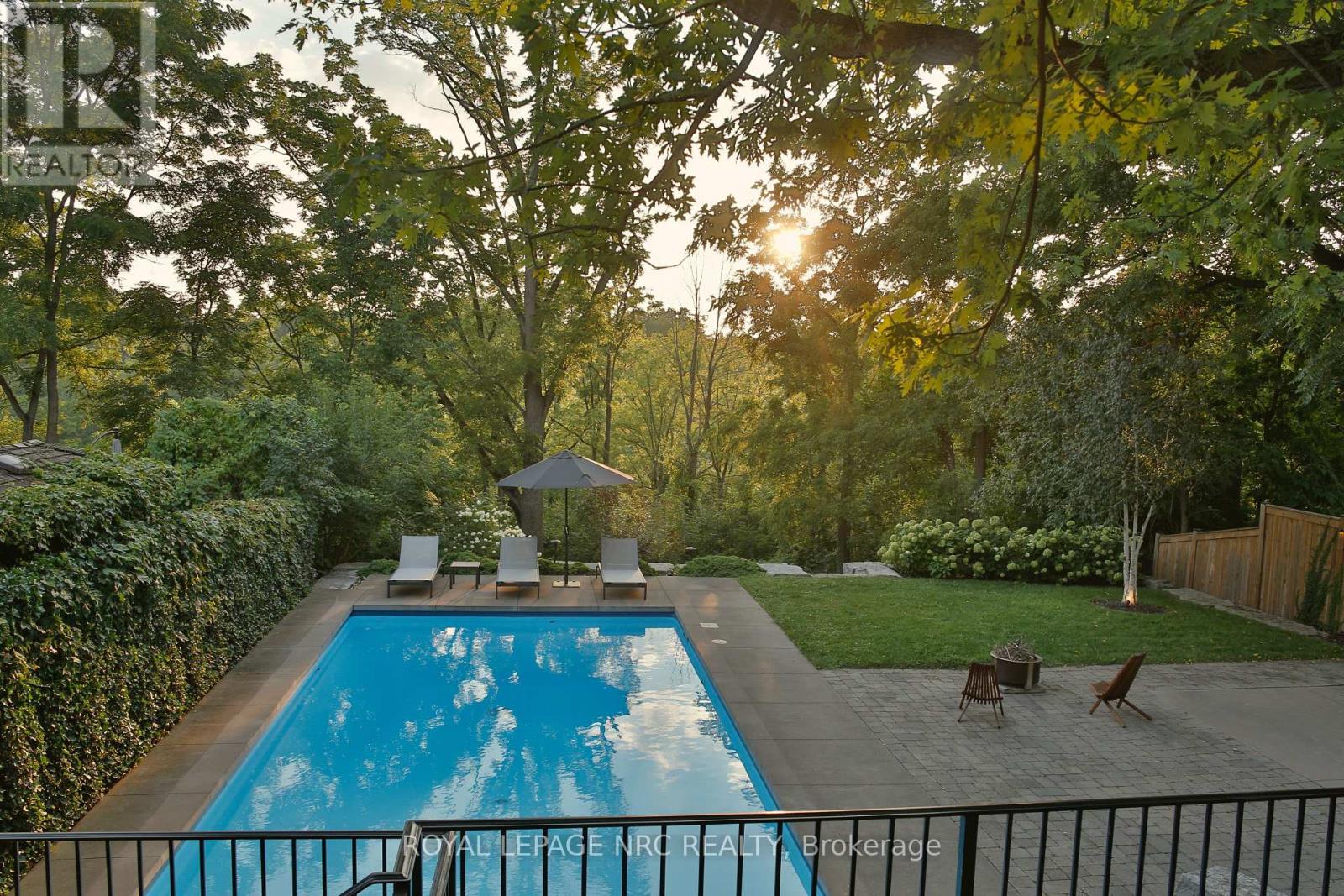 38 Hillcrest Avenue, St. Catharines (Old Glenridge), Ontario  L2R 4Y1 - Photo 47 - X12483789