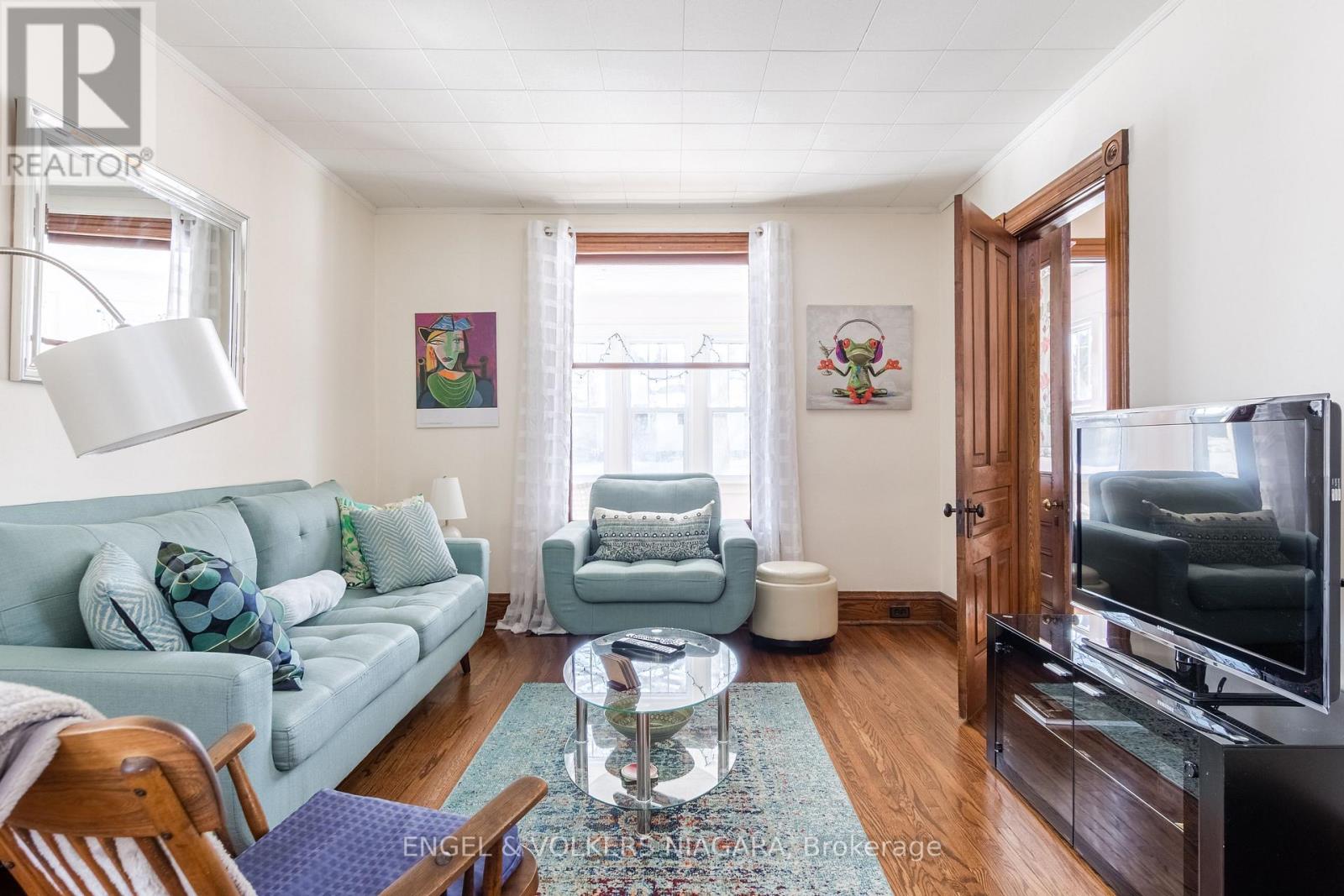 5643 Peer Street N, Niagara Falls, Ontario  L2G 1W8 - Photo 7 - X12483873