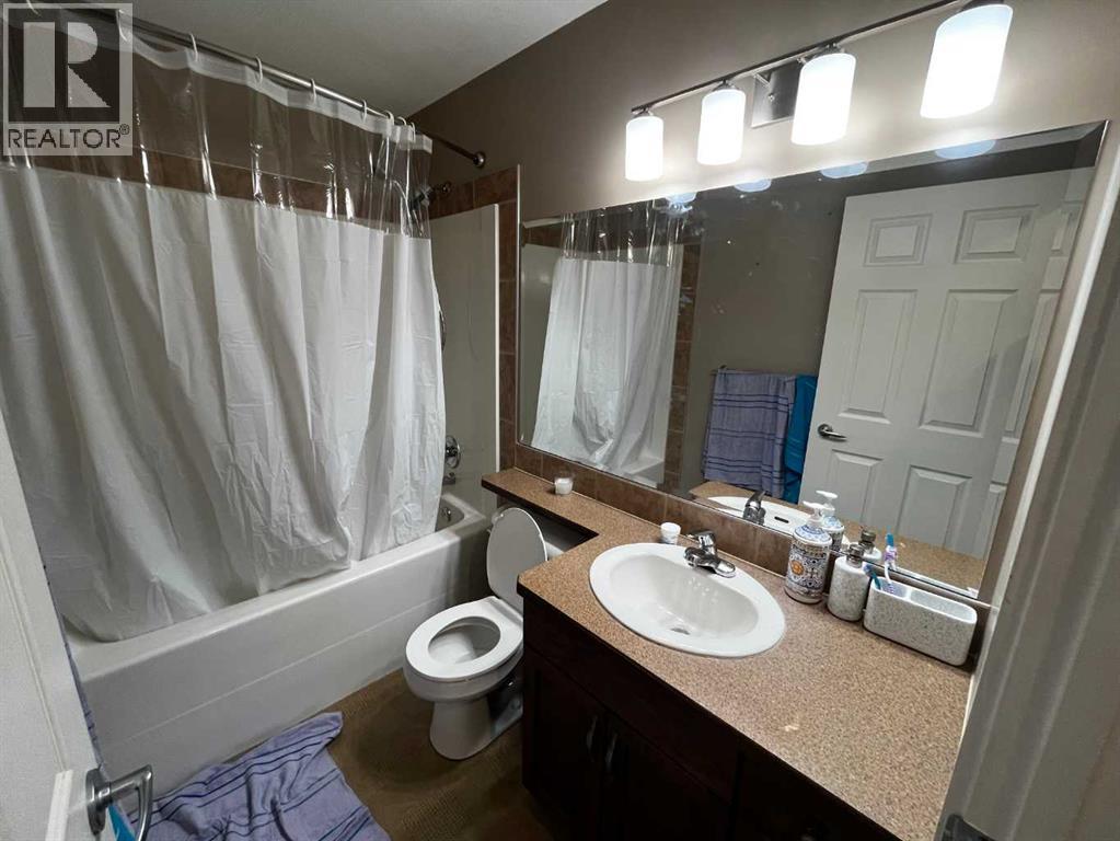 3 Aberdeen Road W, Lethbridge, Alberta  T1J 4Y5 - Photo 13 - A2267162