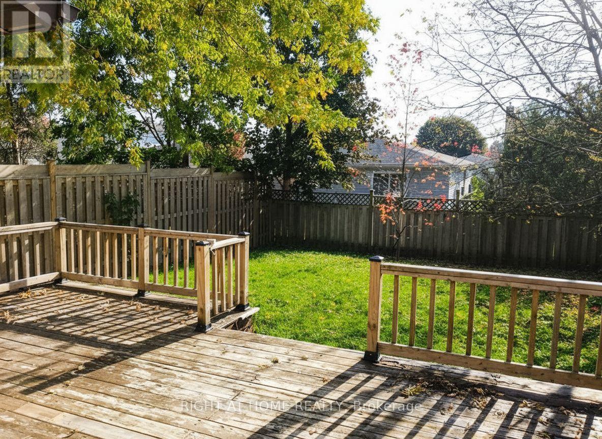 75 Corbett Drive, Barrie (Grove East), Ontario  L4M 5V5 - Photo 9 - S12483729