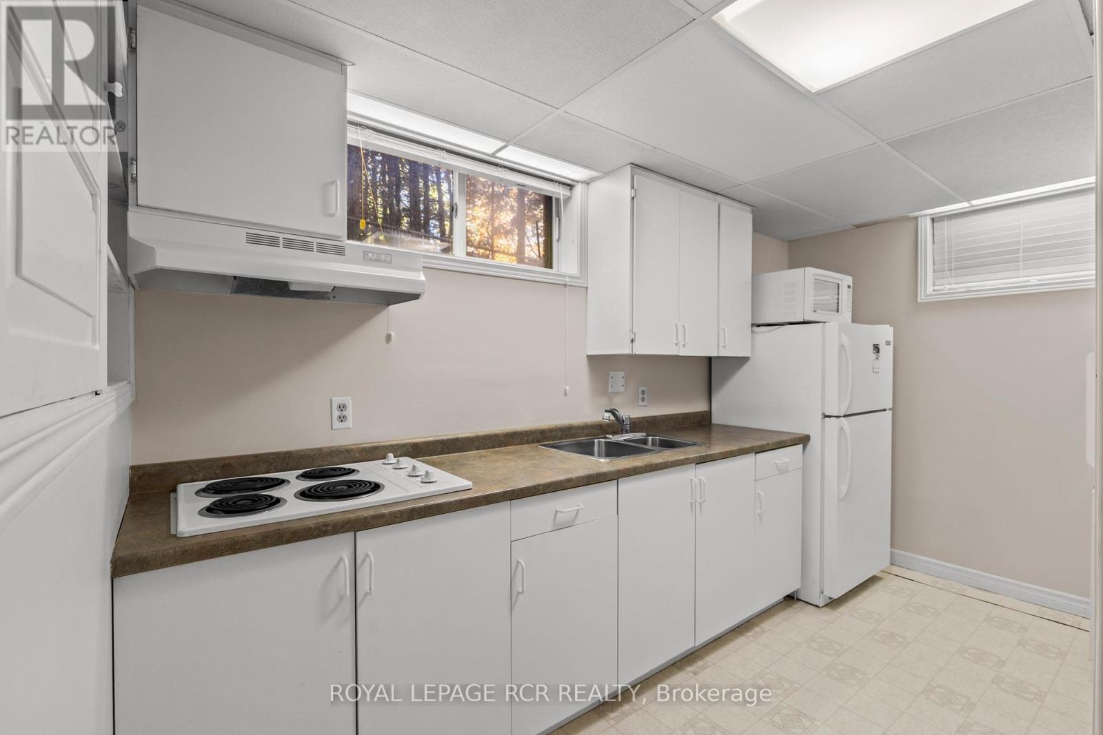 11 Margaret Street, Orangeville, Ontario  L9W 2N1 - Photo 32 - W12483613