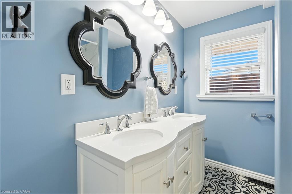 15 Kent Road, Brantford, Ontario  N3R 5G7 - Photo 21 - 40779246