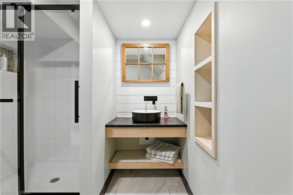 15 Kent Road, Brantford, Ontario  N3R 5G7 - Photo 28 - 40779246