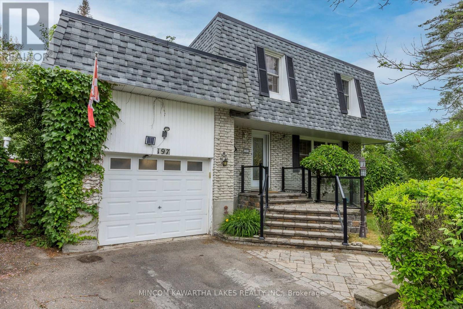 197 Patricia Crescent, Selwyn, Ontario  K9J 6X3 - Photo 1 - X12483783