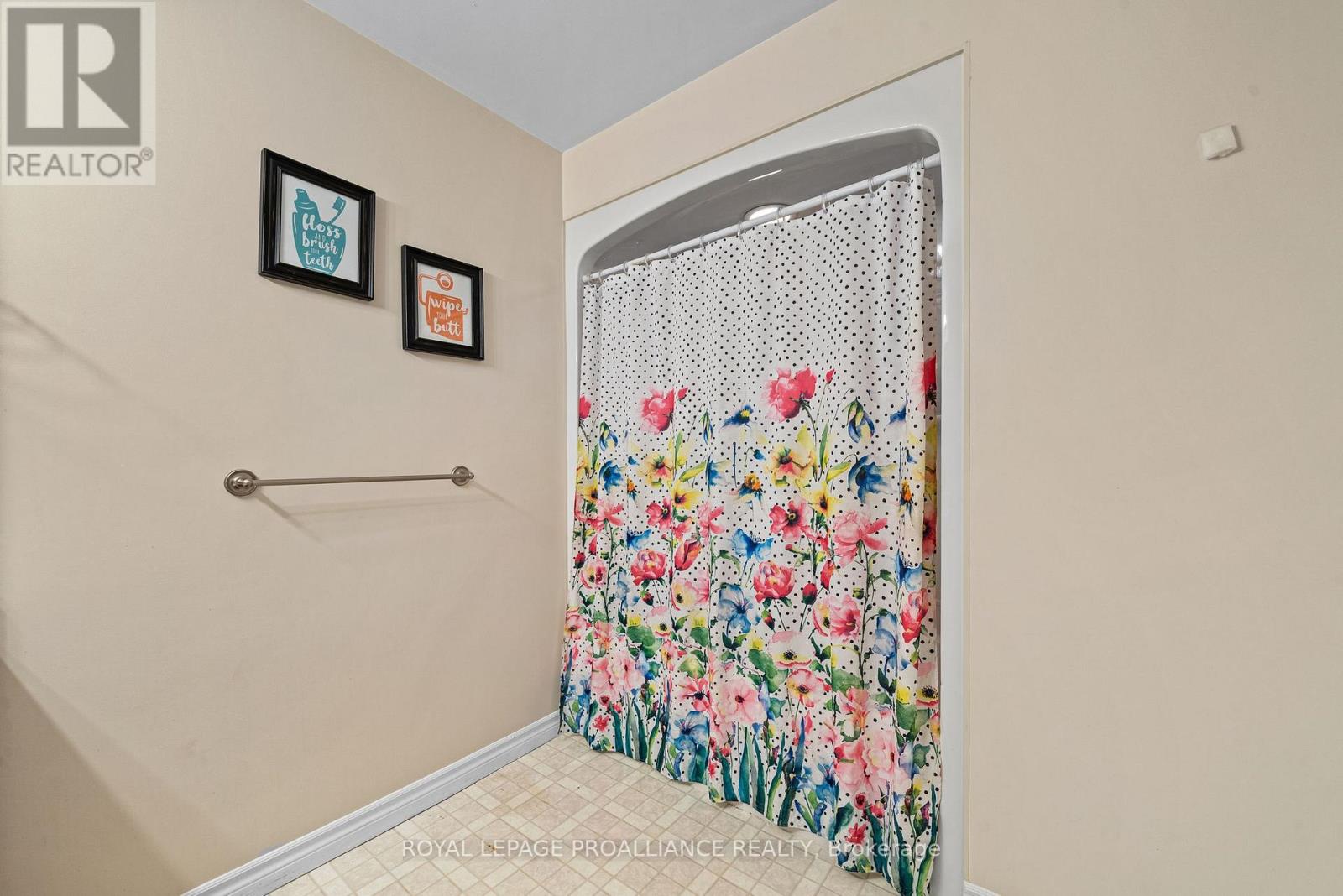 8 Henderson Lane, Brighton, Ontario  K0K 1H0 - Photo 32 - X12483795