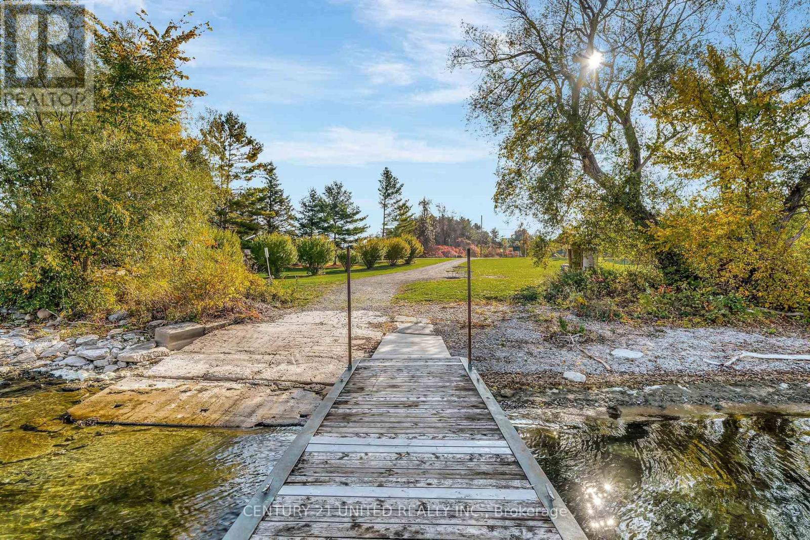 226 Prinyers Cove Crescent, Prince Edward County (North Marysburg Ward), Ontario  K0K 2T0 - Photo 26 - X12483899