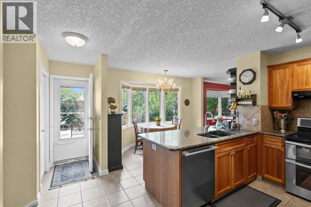 2716 Palliser Drive Sw, Calgary, Alberta  T2V 4G2 - Photo 13 - A2241673