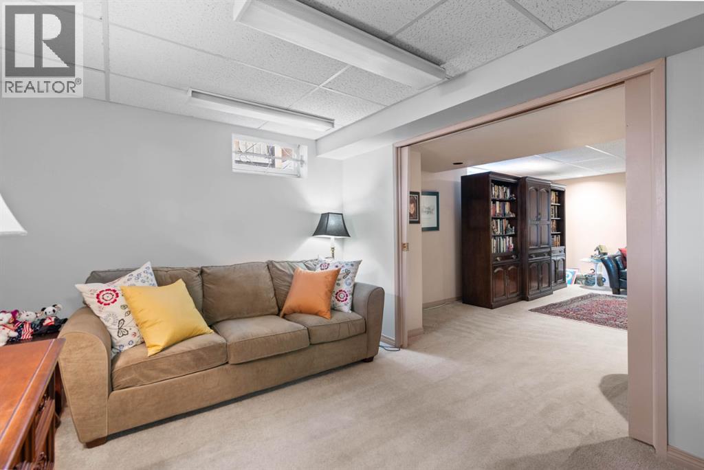 2716 Palliser Drive Sw, Calgary, Alberta  T2V 4G2 - Photo 36 - A2241673