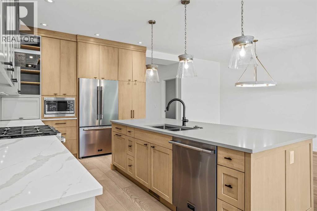 245b Three Sisters Drive, Canmore, Alberta  T1W 2M2 - Photo 6 - A2246258