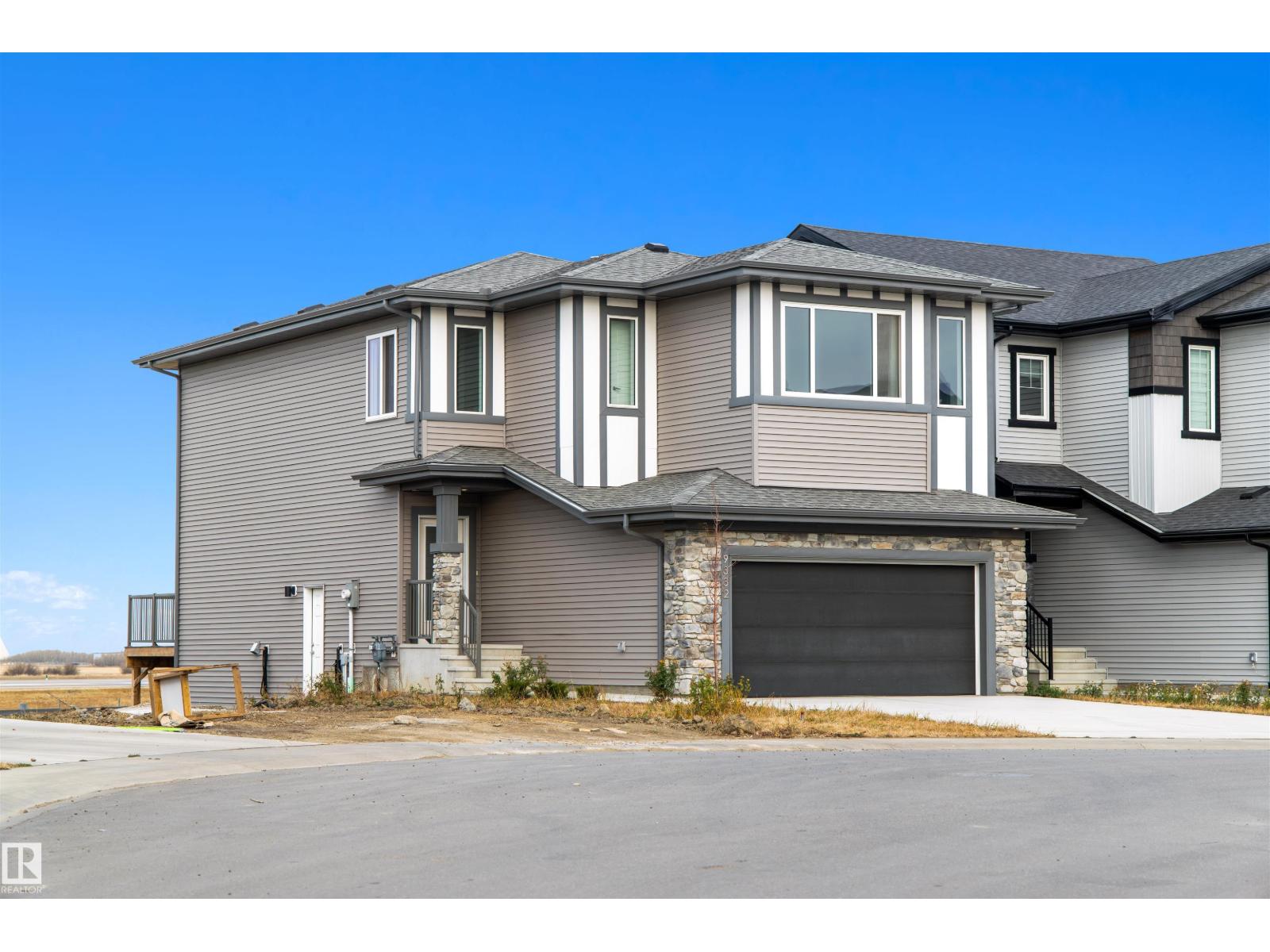 9332 183 Av Nw, Edmonton, Alberta  T5Z 0V1 - Photo 2 - E4463628