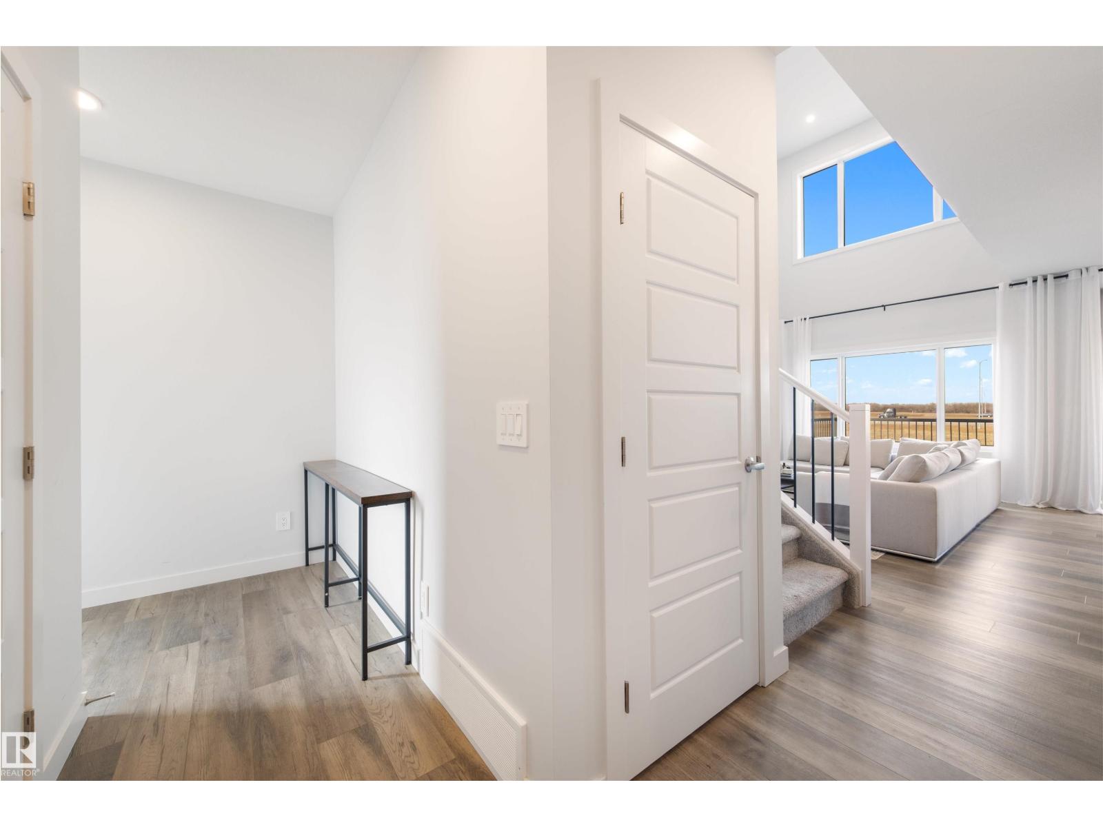 9332 183 Av Nw, Edmonton, Alberta  T5Z 0V1 - Photo 5 - E4463628