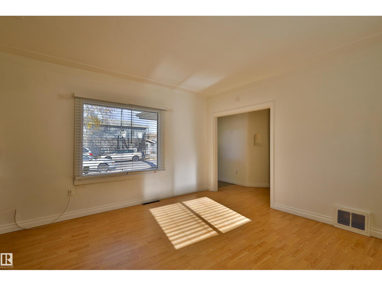 9629 120 Av Nw, Edmonton, Alberta  T5G 0R8 - Photo 15 - E4463629