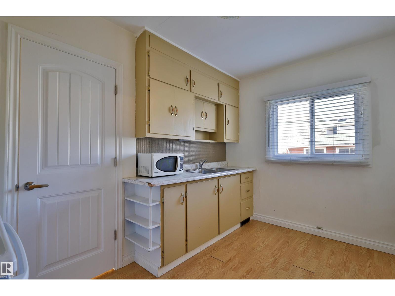 9629 120 Av Nw, Edmonton, Alberta  T5G 0R8 - Photo 19 - E4463629