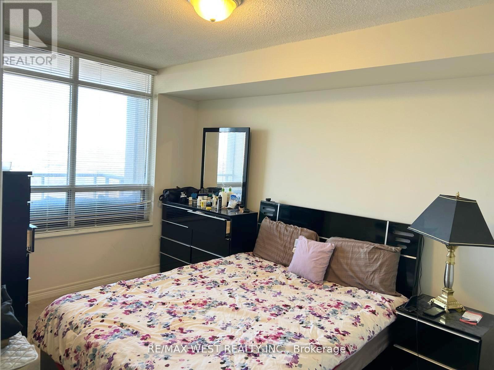 2703 - 710 Humberwood Boulevard, Toronto, Ontario  M9W 7J5 - Photo 12 - W12483752