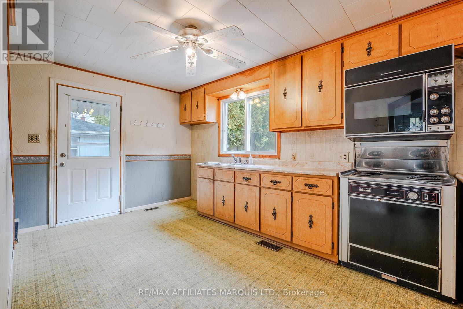 204 Anthony Street, Cornwall, Ontario  K6H 5K3 - Photo 9 - X12483841