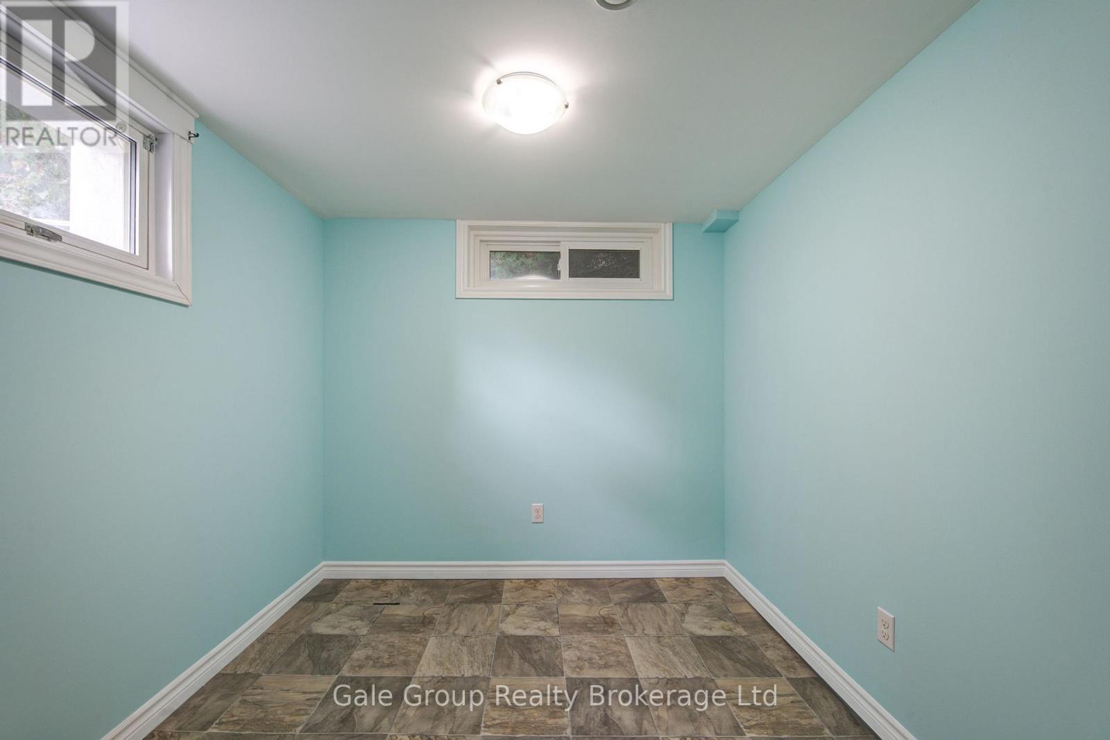 55 Altadore Crescent, Woodstock, Ontario  N4S 5G3 - Photo 38 - X12483800