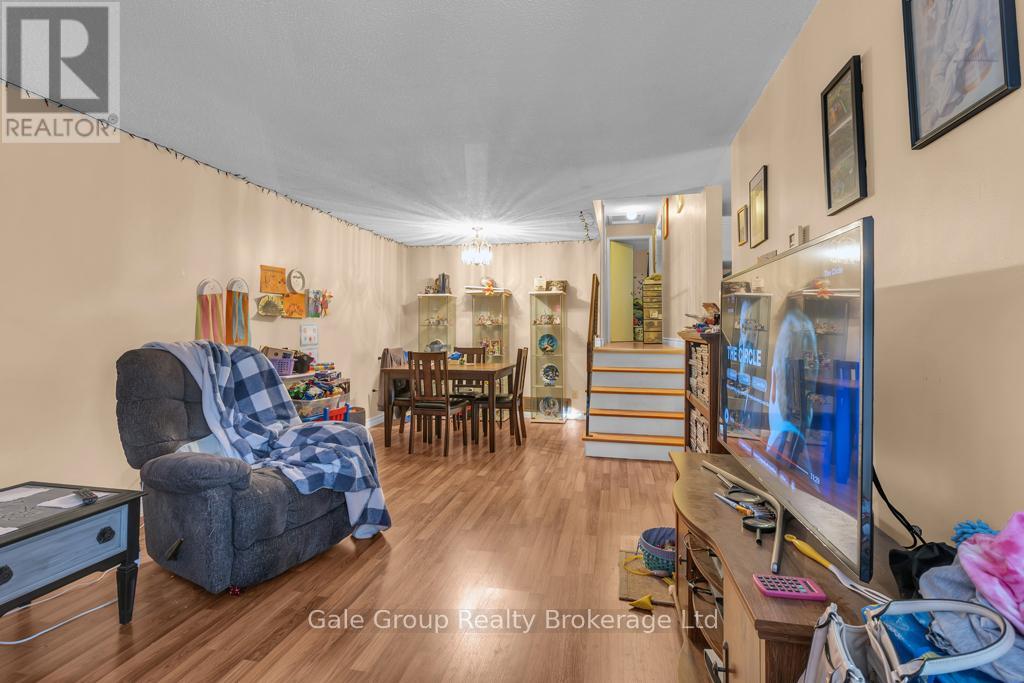 61 Tennyson Street, Woodstock, Ontario  N4S 8B3 - Photo 7 - X12483862