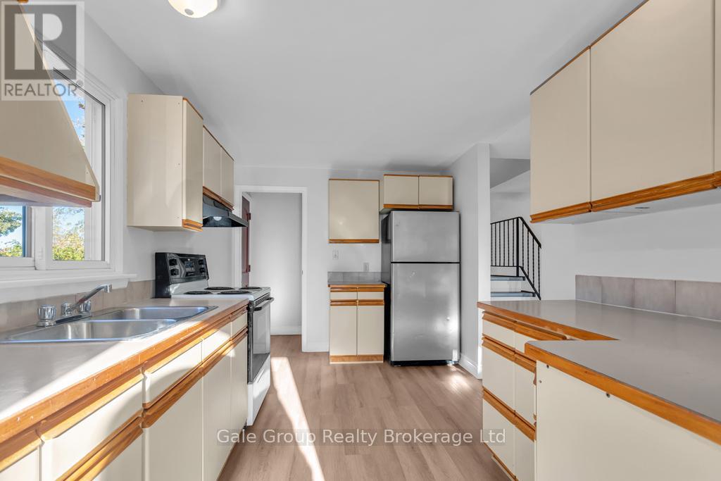 63 Tennyson Street, Woodstock, Ontario  N4S 8B3 - Photo 5 - X12483887