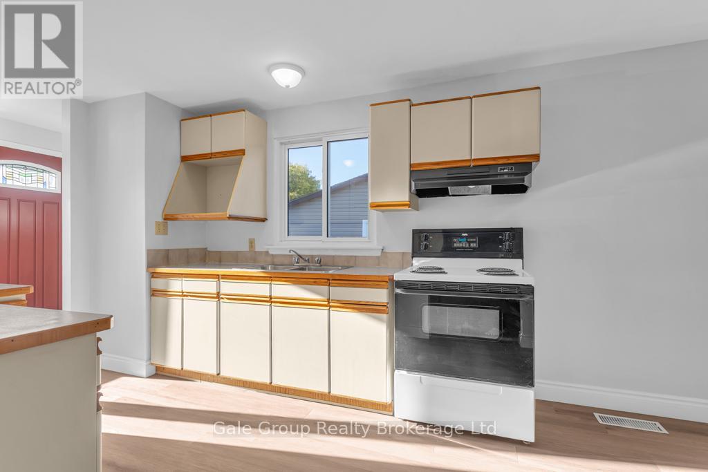 63 Tennyson Street, Woodstock, Ontario  N4S 8B3 - Photo 6 - X12483887