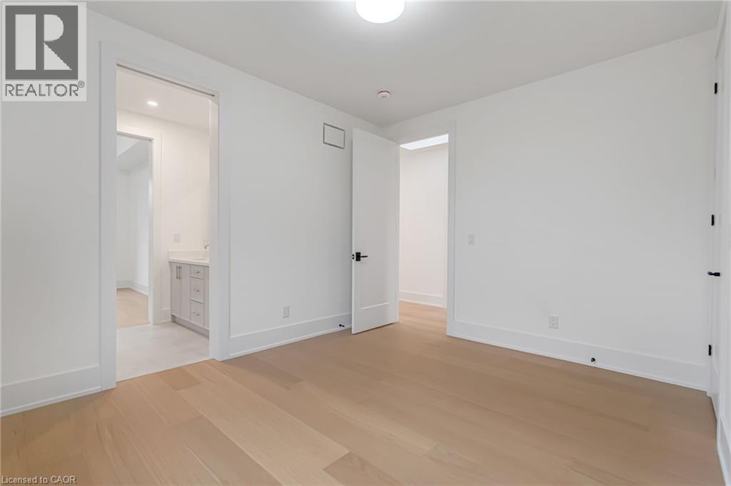 144 Mansfield Drive, Oakville, Ontario  L6H 1K4 - Photo 23 - 40782111