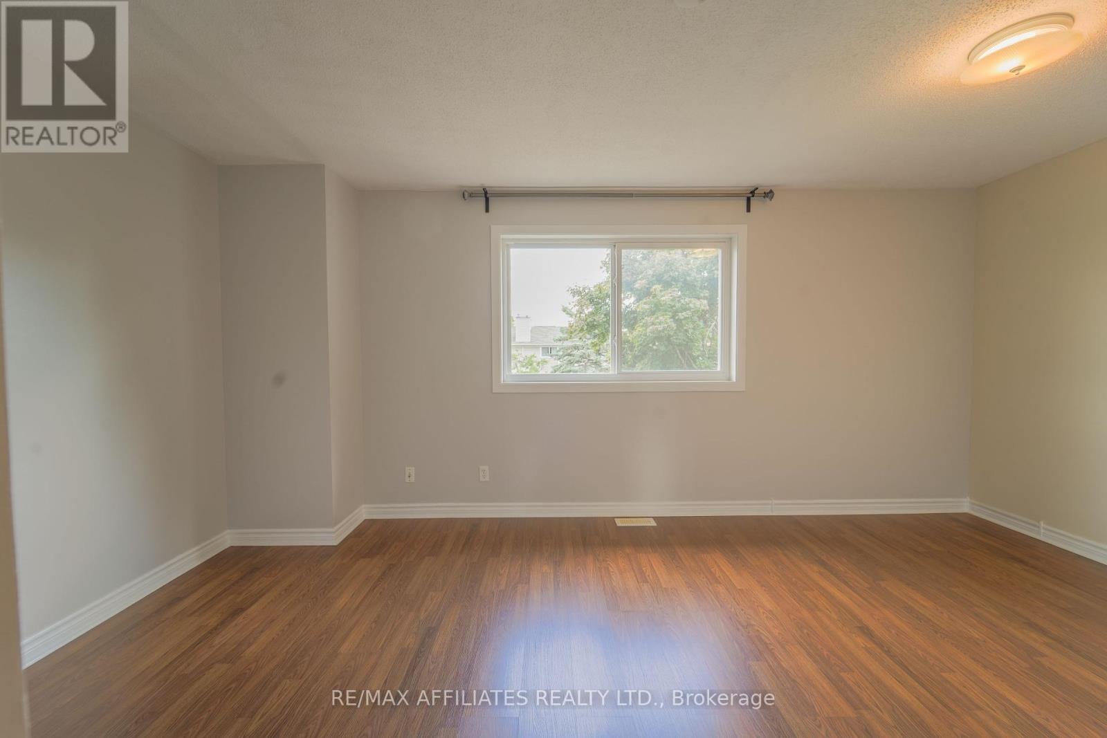 65 - 47 Mcdermot Court, Ottawa, Ontario  K2L 3V5 - Photo 17 - X12277414